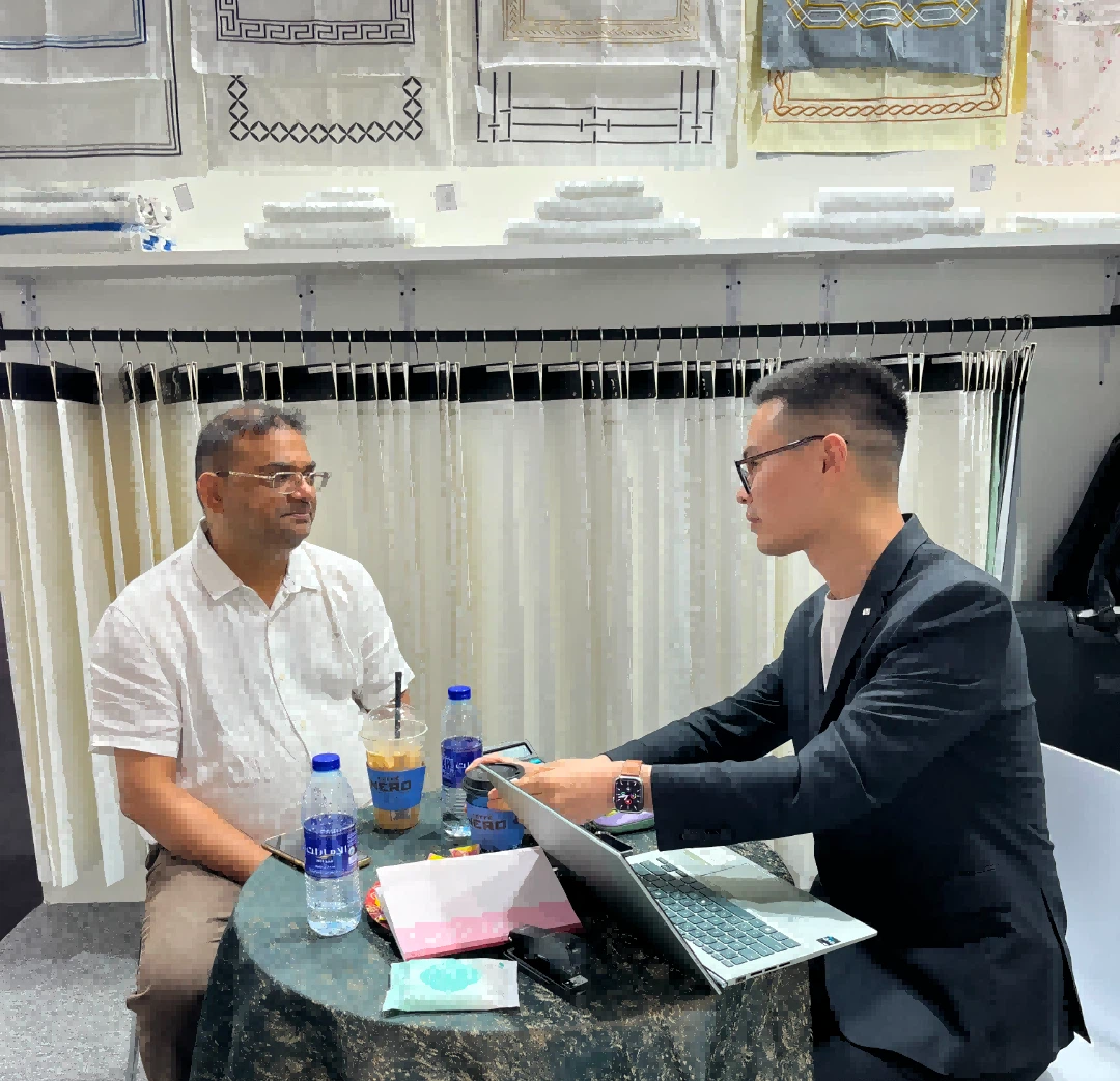 the hotel show Dubai 14